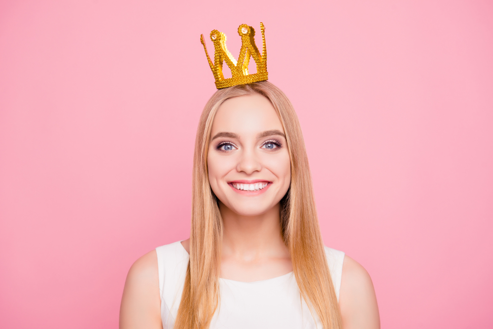 Dental Crowns - What Are The Different Types? Dr. Thomson. Thousand Oaks Dental. General, Cosmetic, Restorative, Preventative, Pediatric, Family Dentistry. Dentist in San Antonio Texas 78232